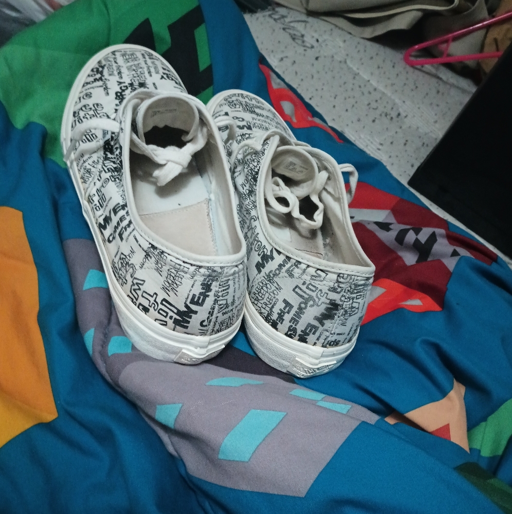 CDG Vans - Picture 2 of 4